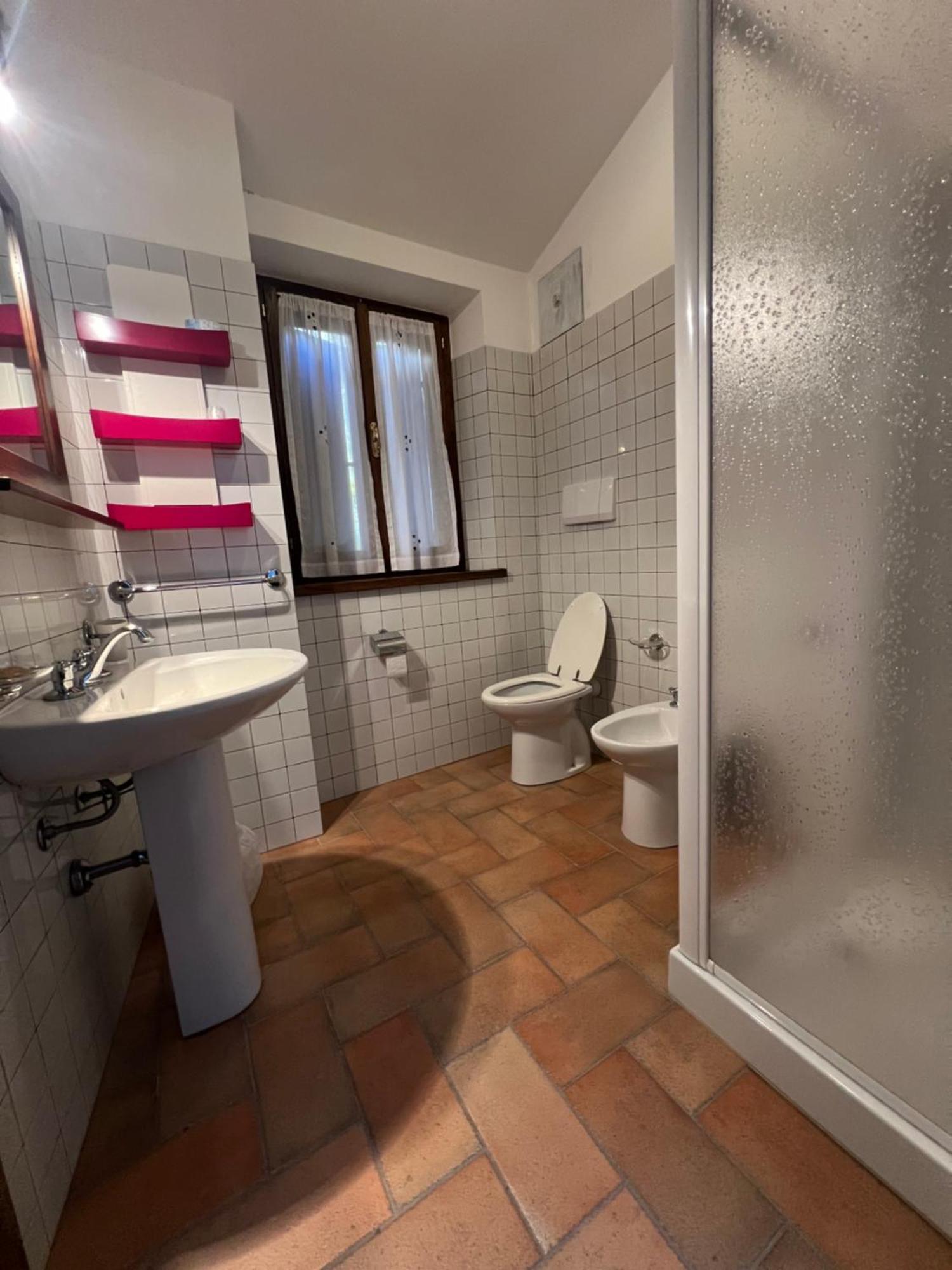 Guerrin Meschino Hotell Montemonaco Exteriör bild