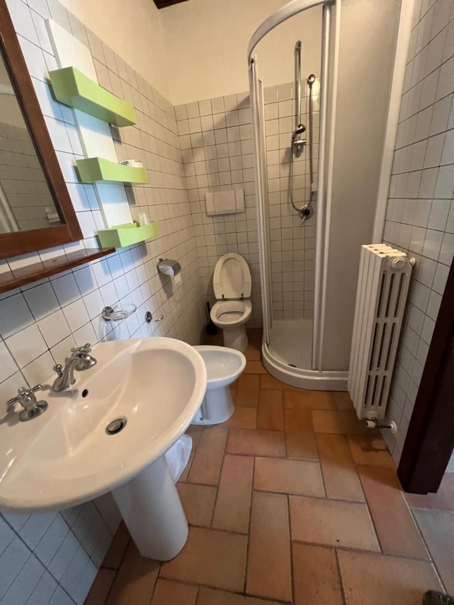 Guerrin Meschino Hotell Montemonaco Exteriör bild